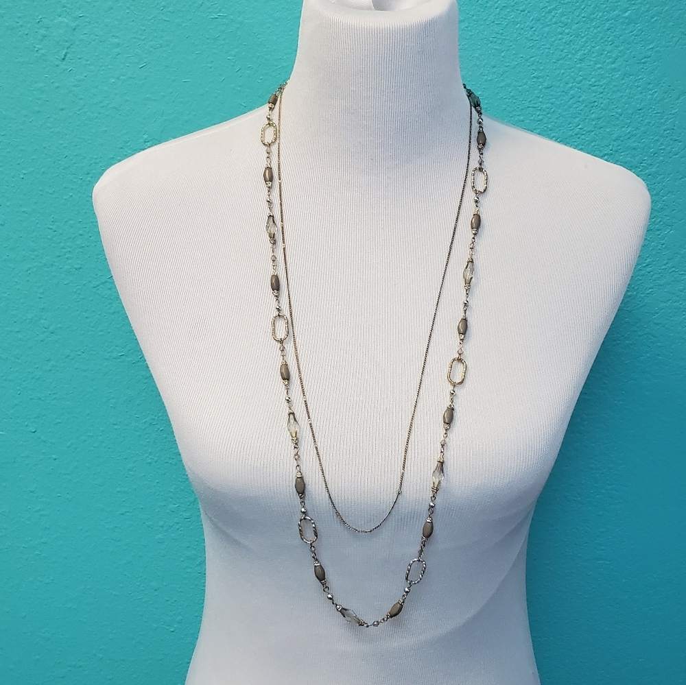 Multilayer Necklace w/Geometric Design